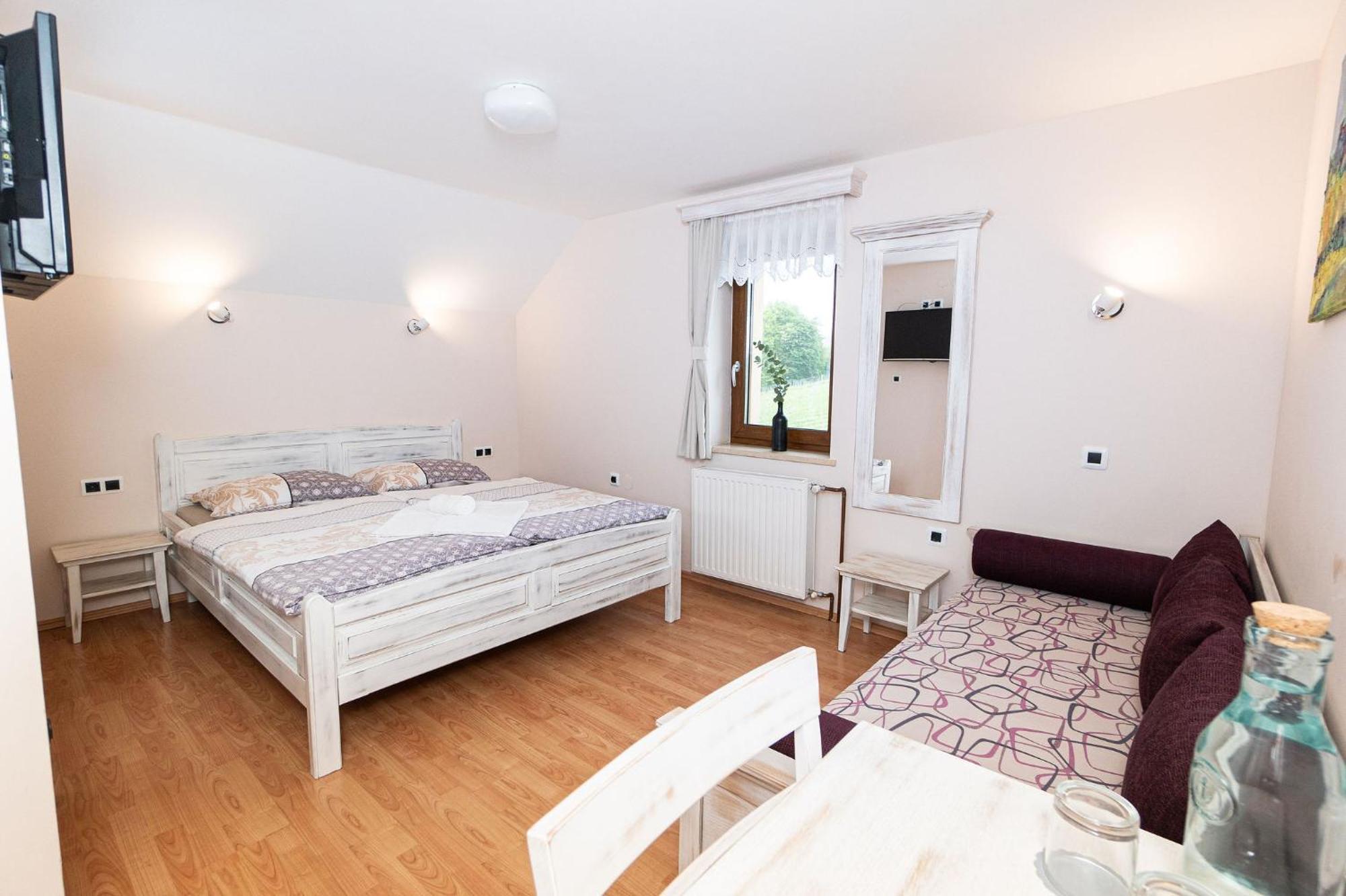 Miklavz pri Ormozu Zelena Oaza - B&B מראה חיצוני תמונה